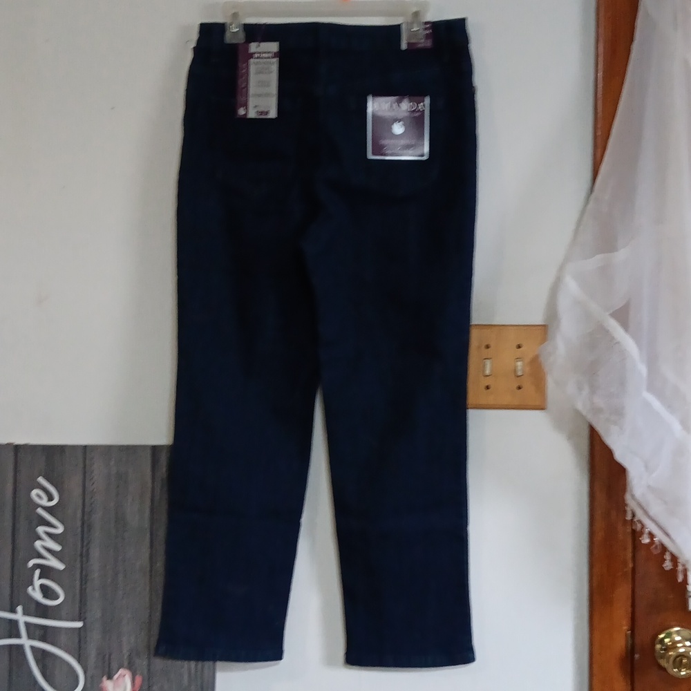 Gloria  Vanderbilt Jeans